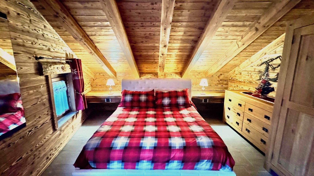 Photo of Bedroom in La Salle