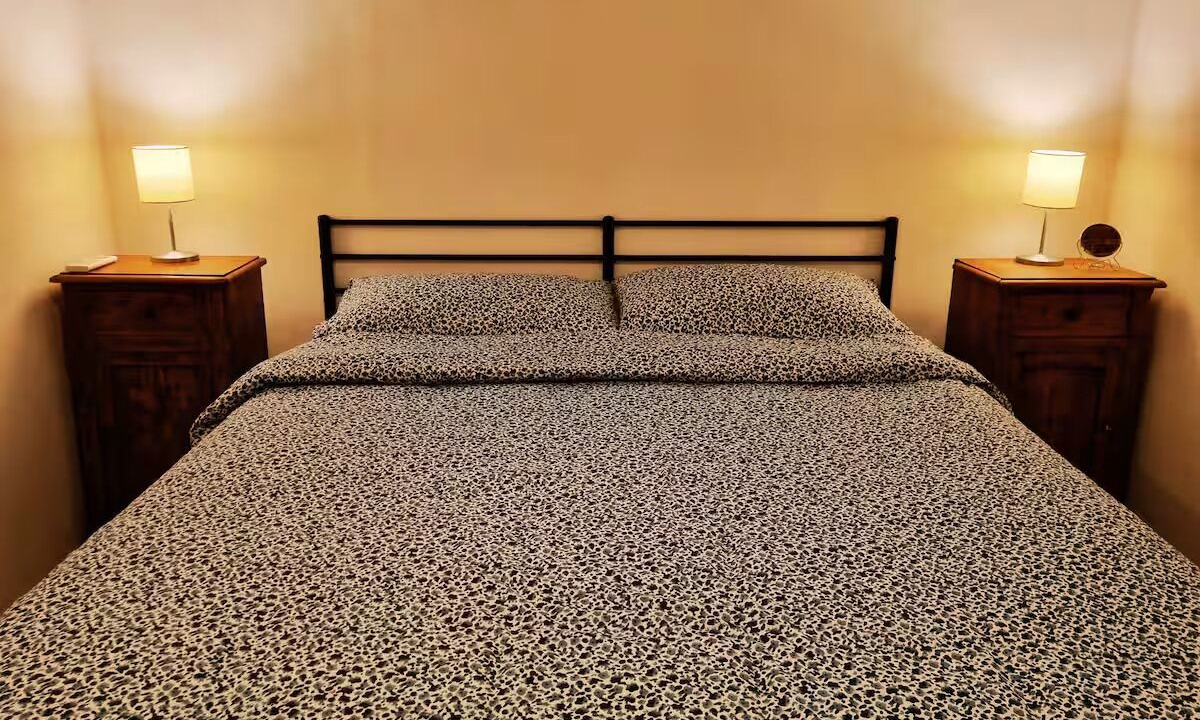 Photo of Bedroom in Noto Historic Centre