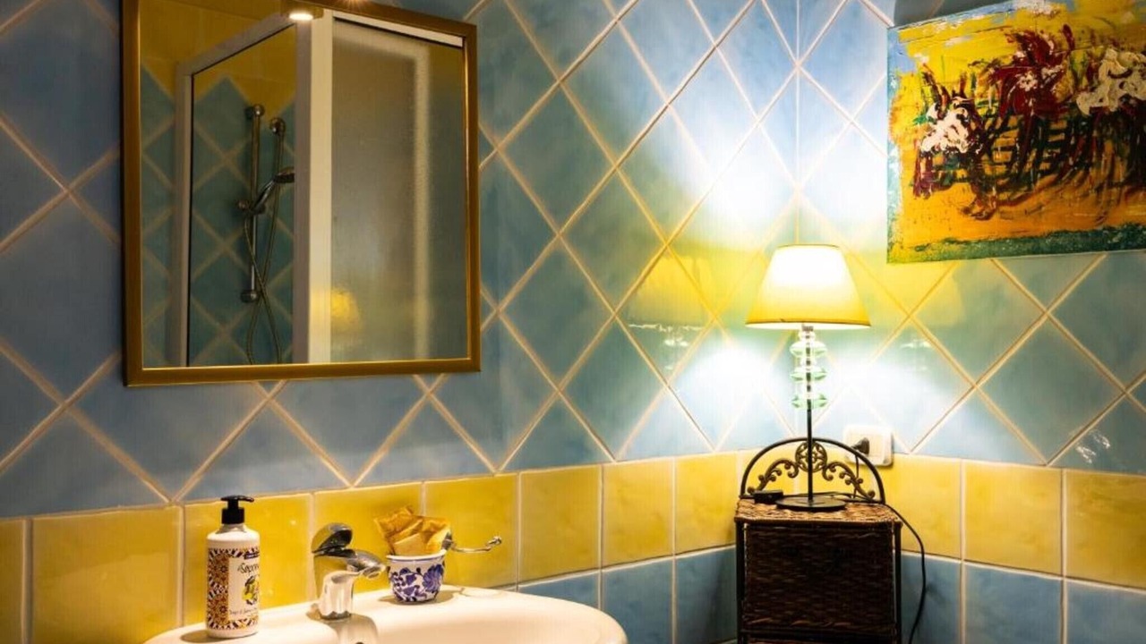 Photo of Bathroom in Marsala