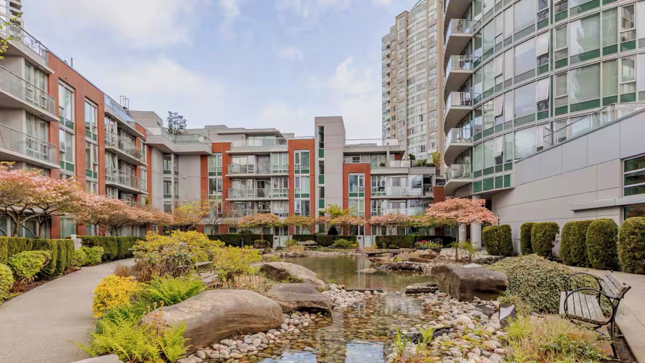 Photo of Outdoor in Central