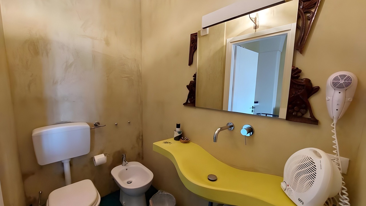 Photo of Bathroom in Pantelleria