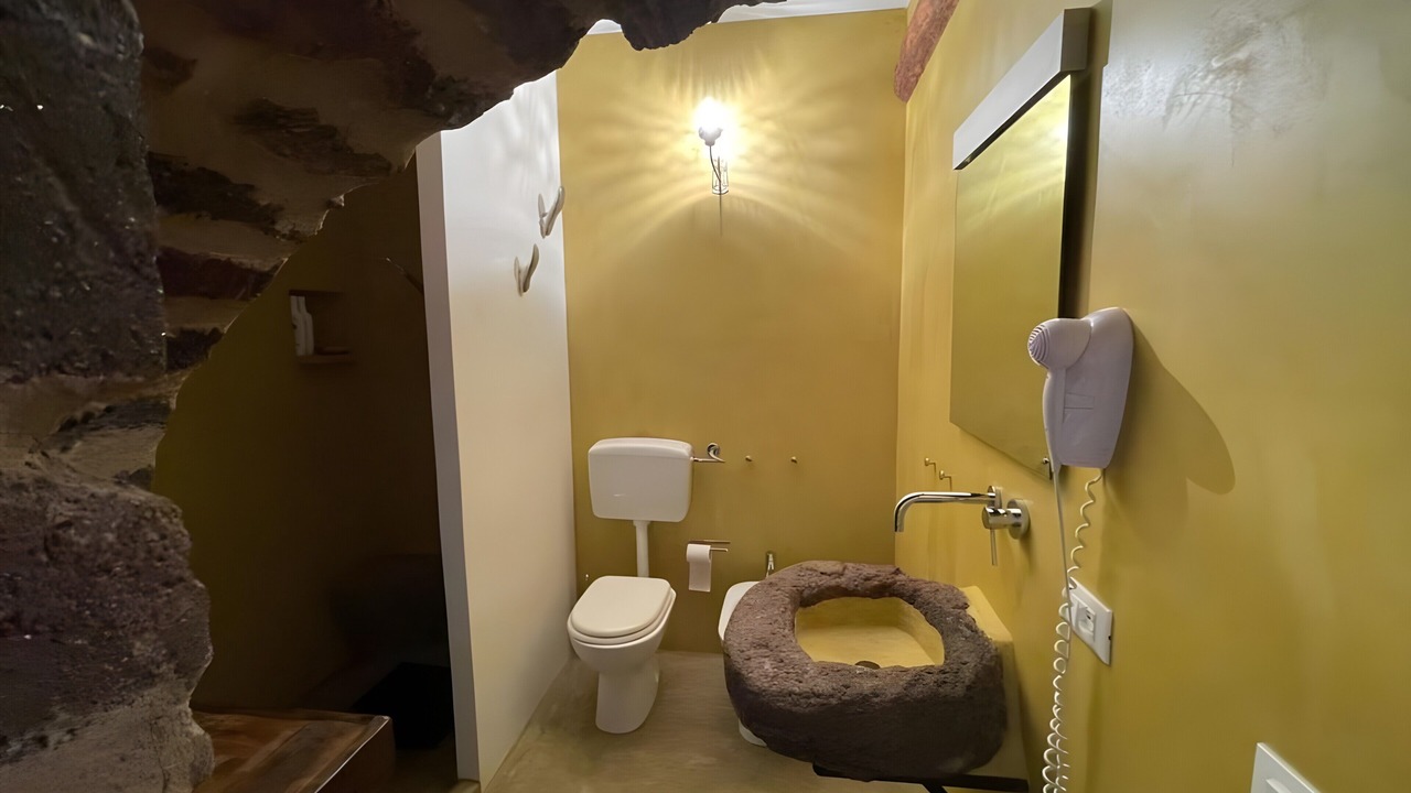Photo of Bathroom in Pantelleria
