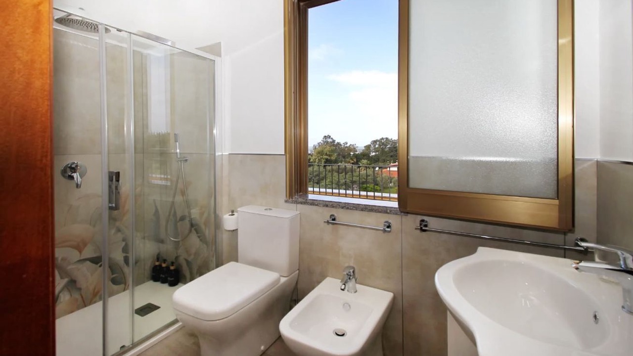 Photo of Bathroom in Caronia