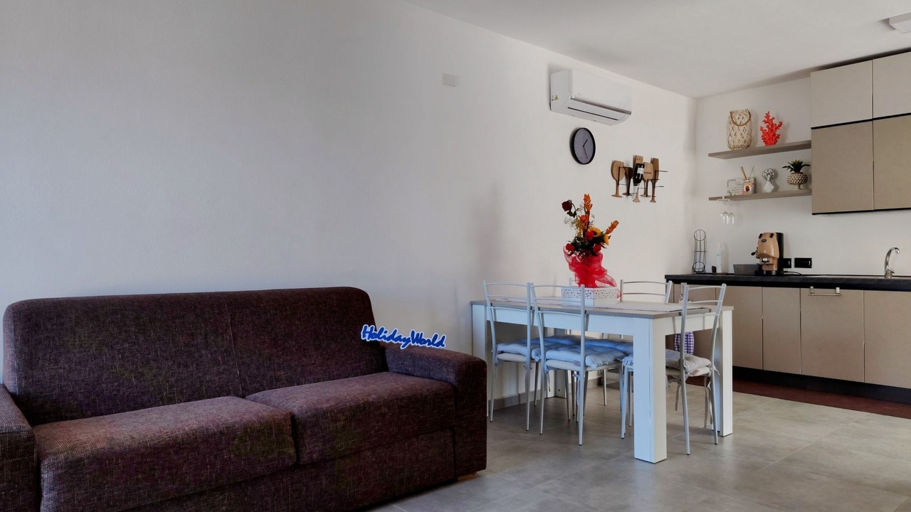 Photo of Livingroom in Salina