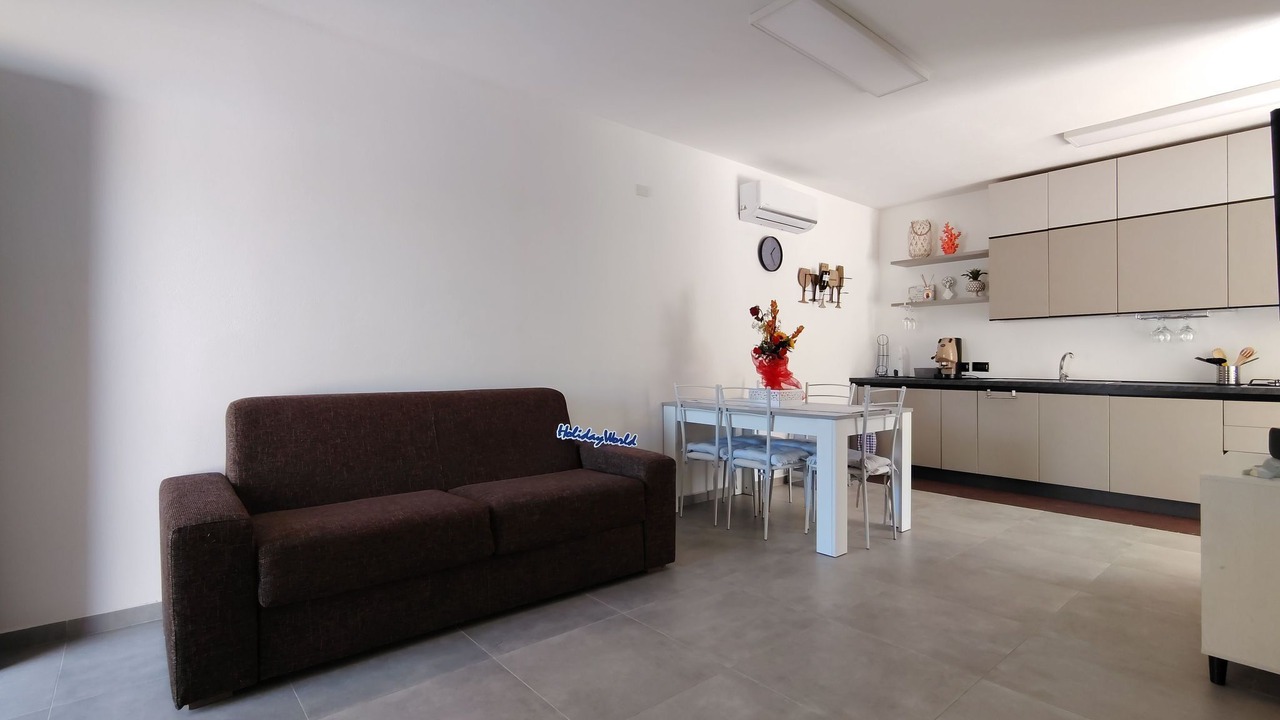 Photo of Livingroom in Salina