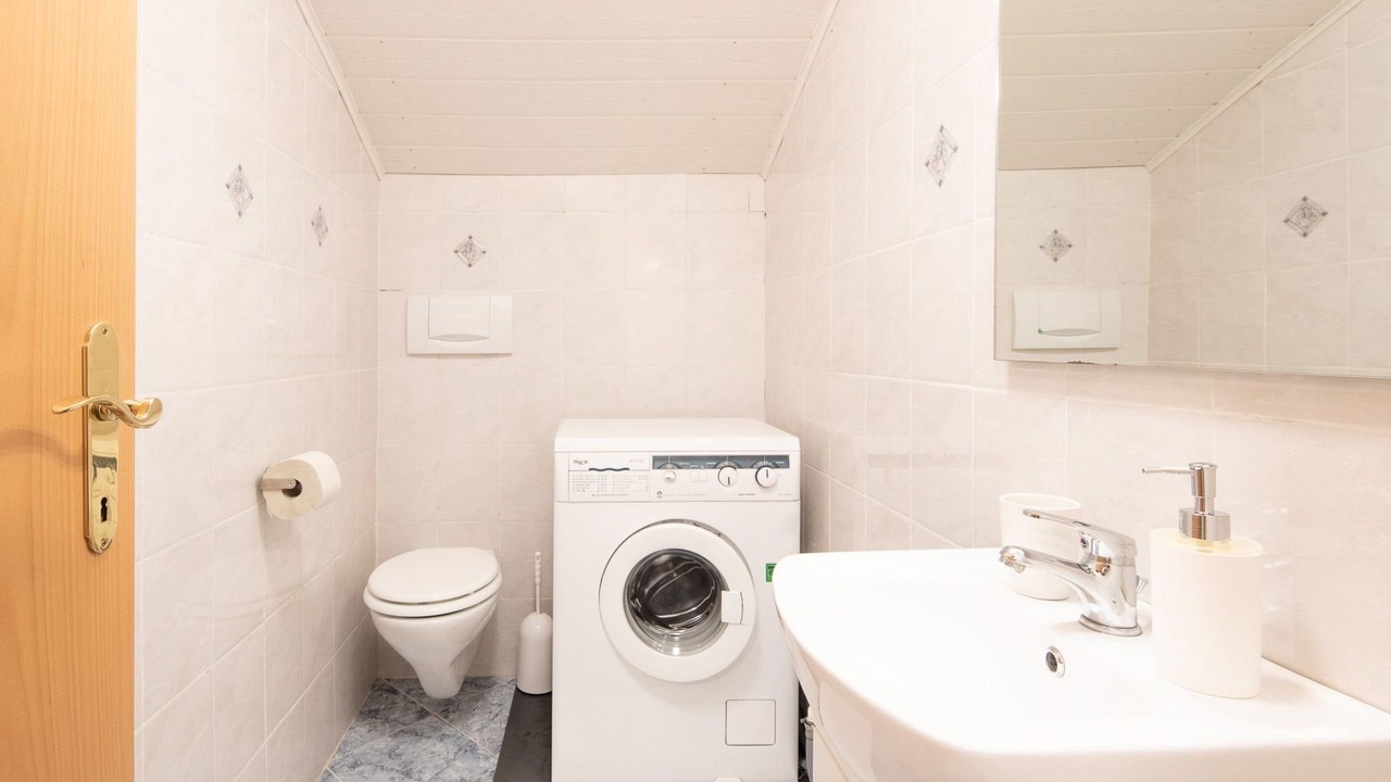 Photo of Bathroom in Lappago