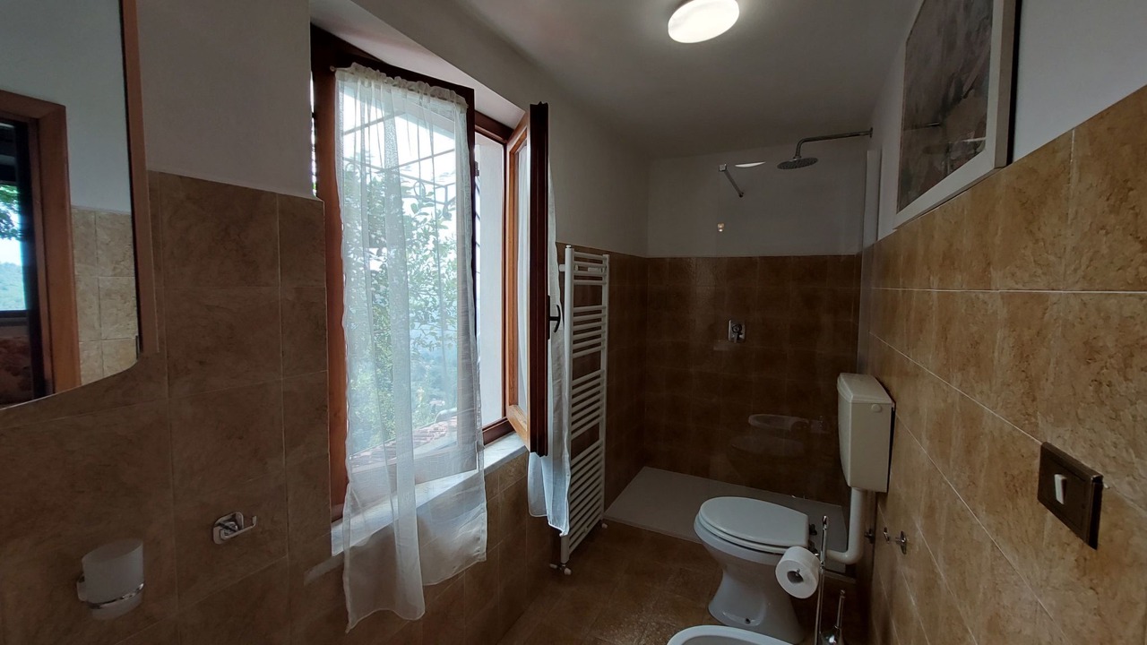 Photo of Bathroom in Strettoia