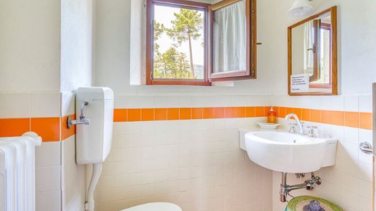 Photo of Bathroom in Loro Ciuffenna