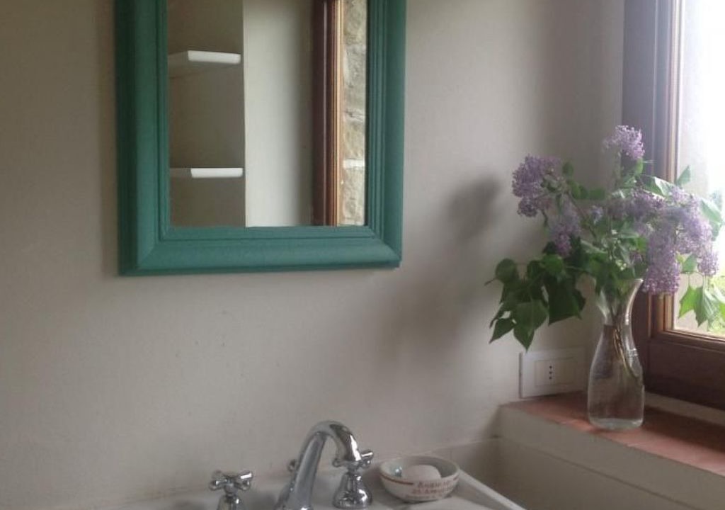 Photo of Bathroom in Loro Ciuffenna