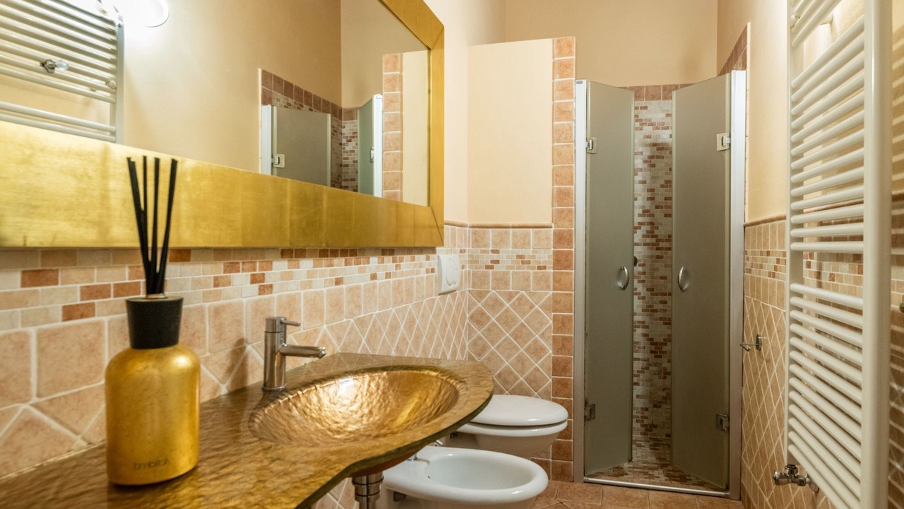 Photo of Bathroom in Chianni