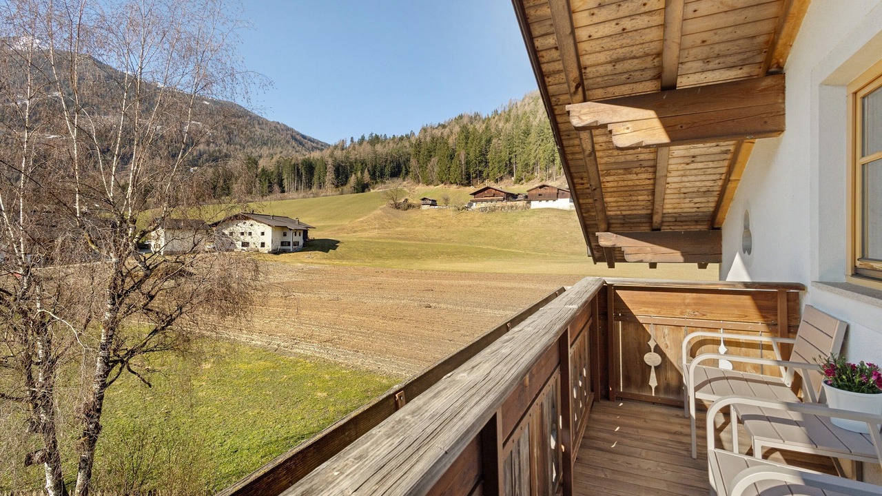 Photo of Outdoor in Lutago