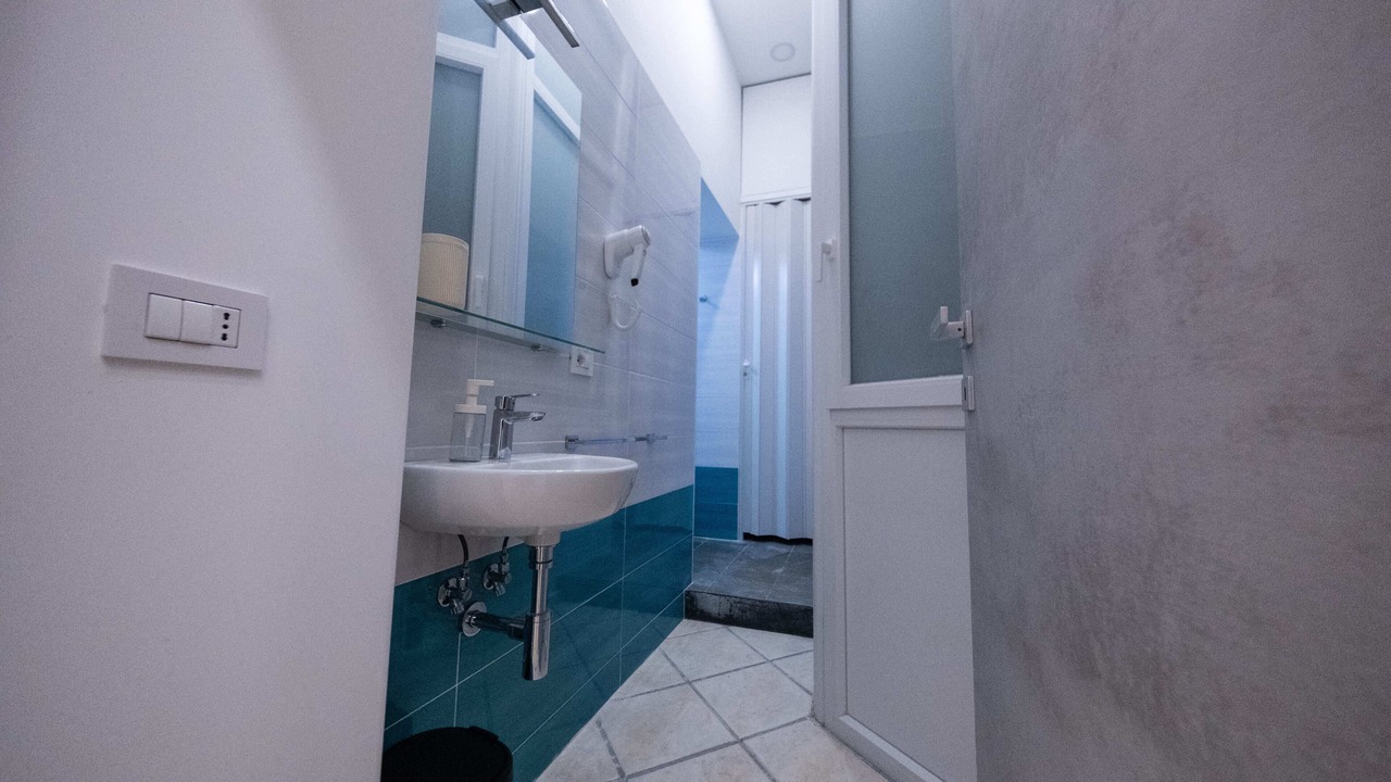 Photo of Bathroom in Quartieri Spagnoli