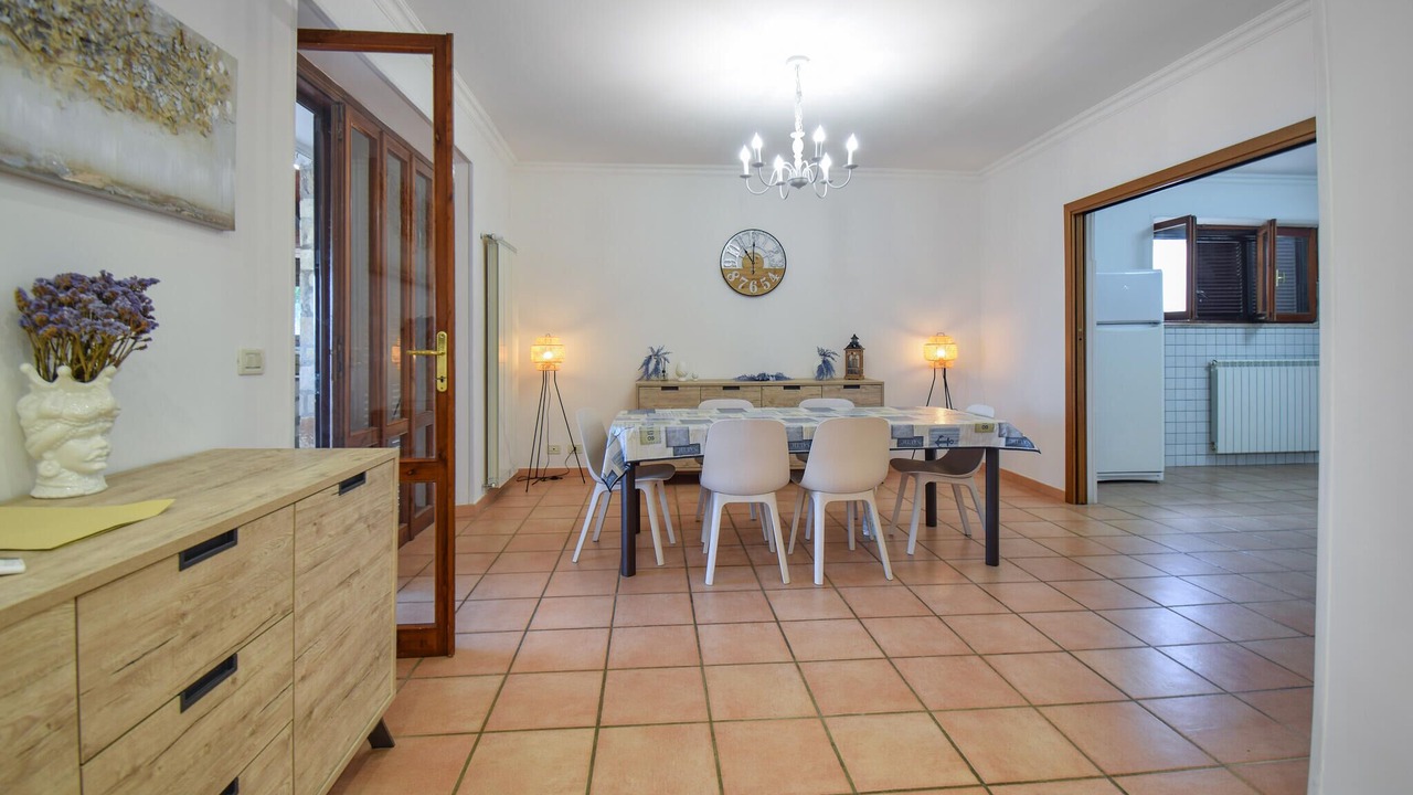 Photo of Bedroom in Latina Lido