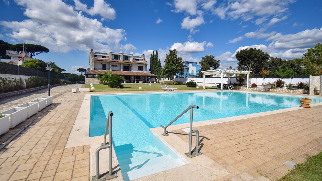 Photo of Outdoor in Latina Lido