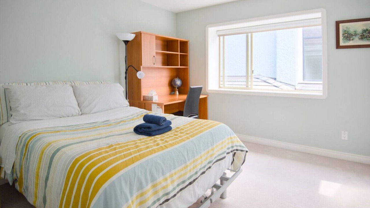 Photo of Bedroom in Arbutus Ridge