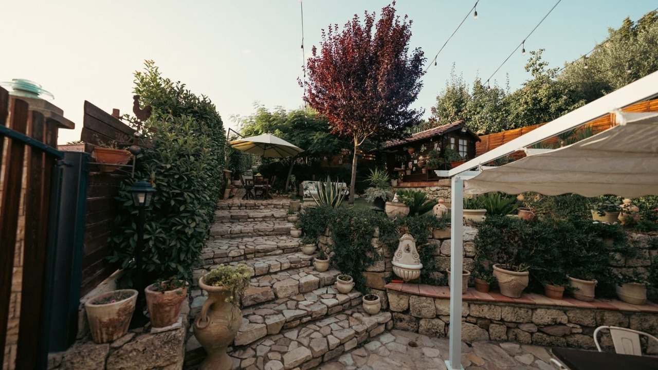 Photo of Patio Balcony in Blufi