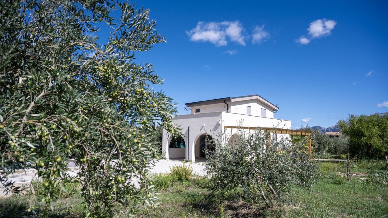 Photo of Outdoor in Carini