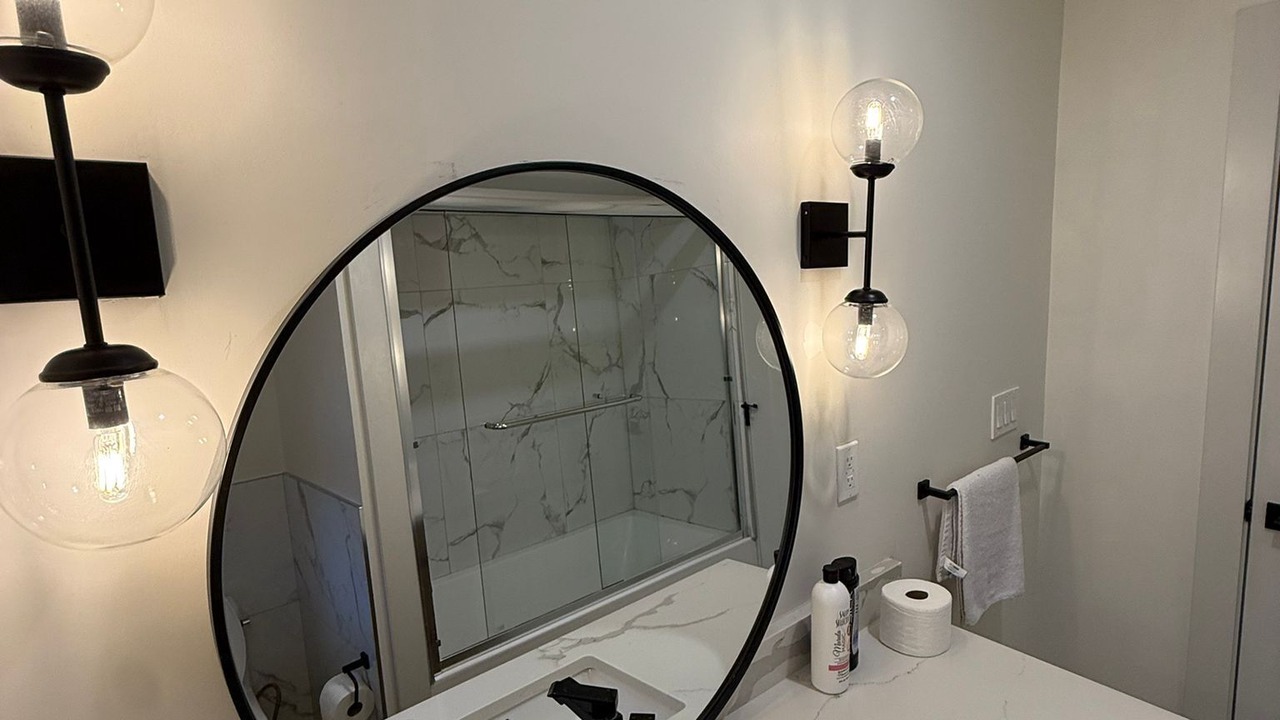 Photo of Bathroom in Kerrisdale