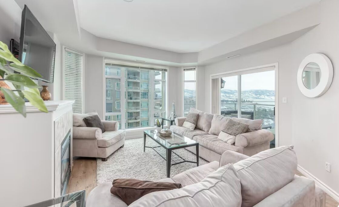 Photo of Livingroom in North End