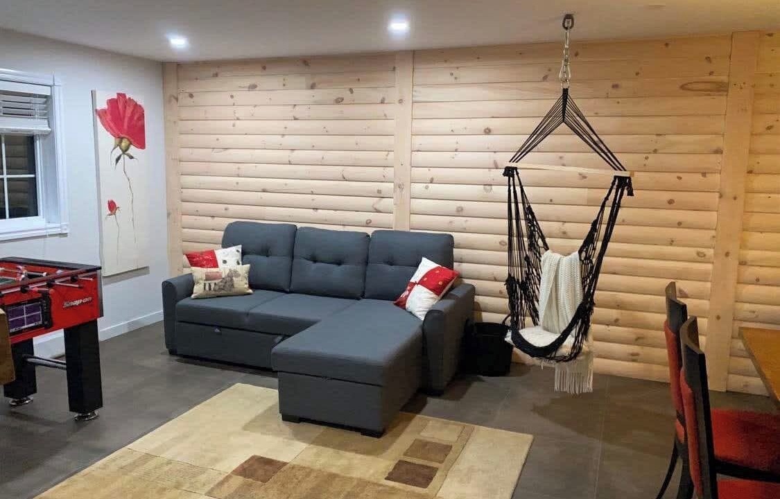 Photo of Livingroom in Saint-David-de-Falardeau