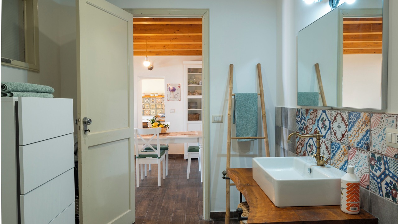Photo of Bathroom in Puntalazzo