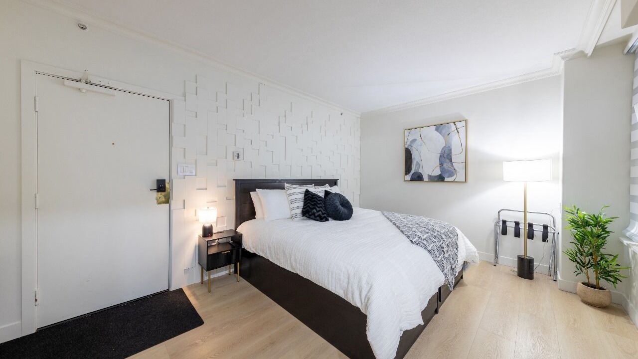 Photo of Bedroom in Coal Harbour