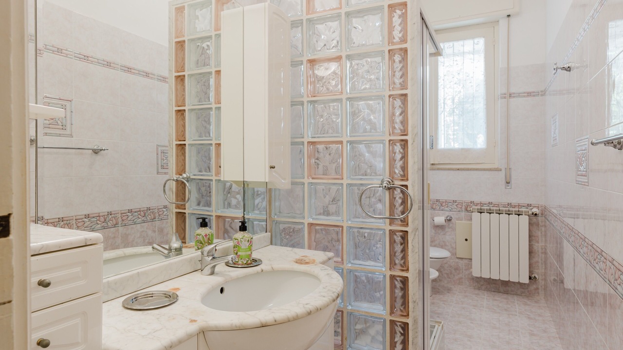 Photo of Bathroom in Paparella