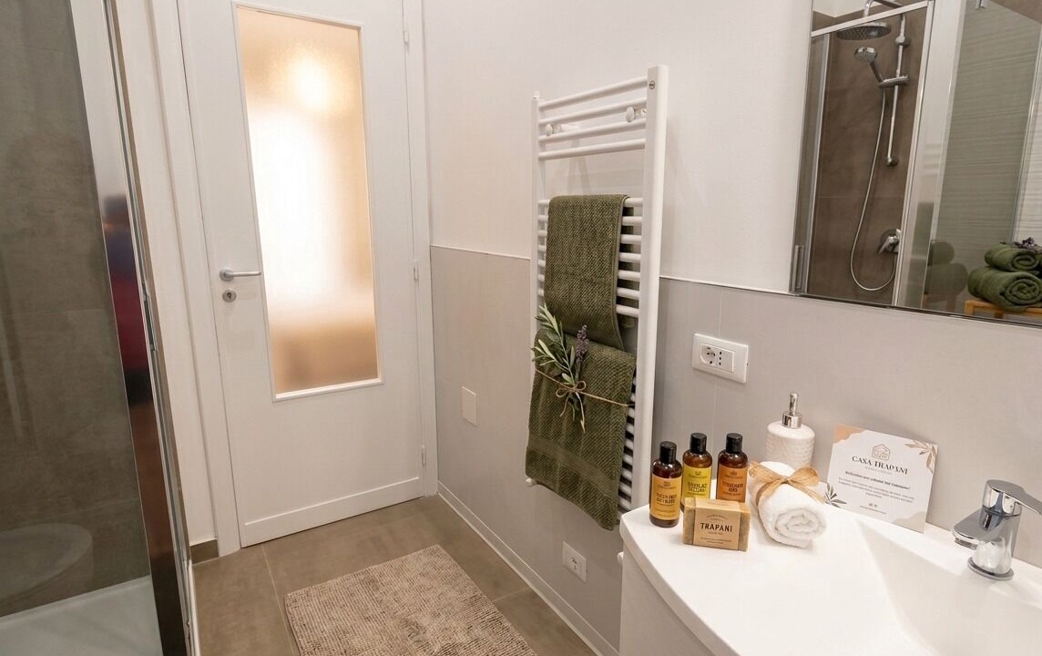 Photo of Bathroom in Trapani City Centre