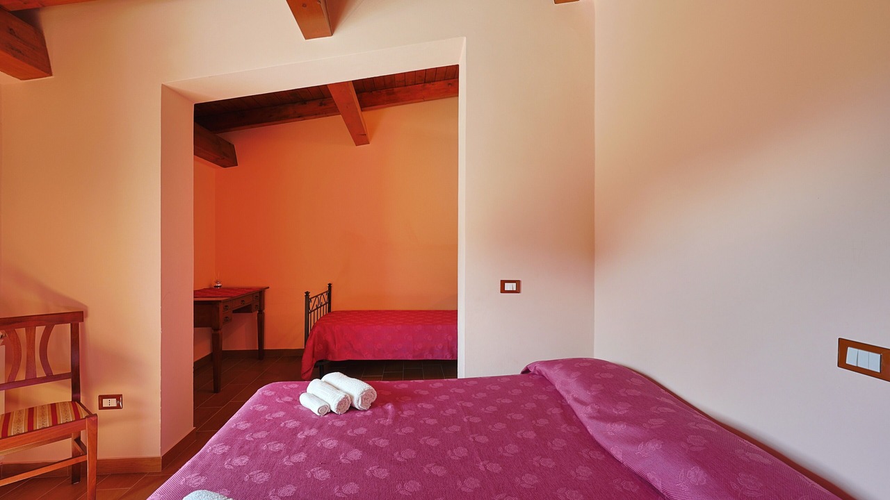 Photo of Bedroom in Patti