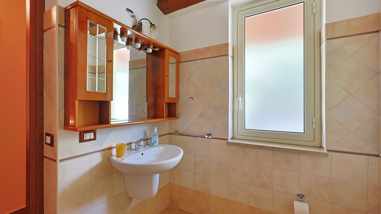 Photo of Bathroom in Patti