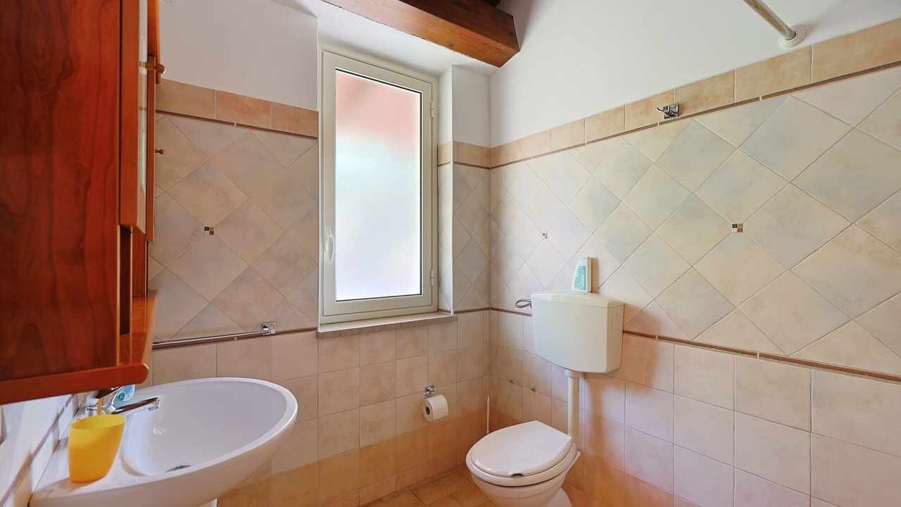 Photo of Bathroom in Patti