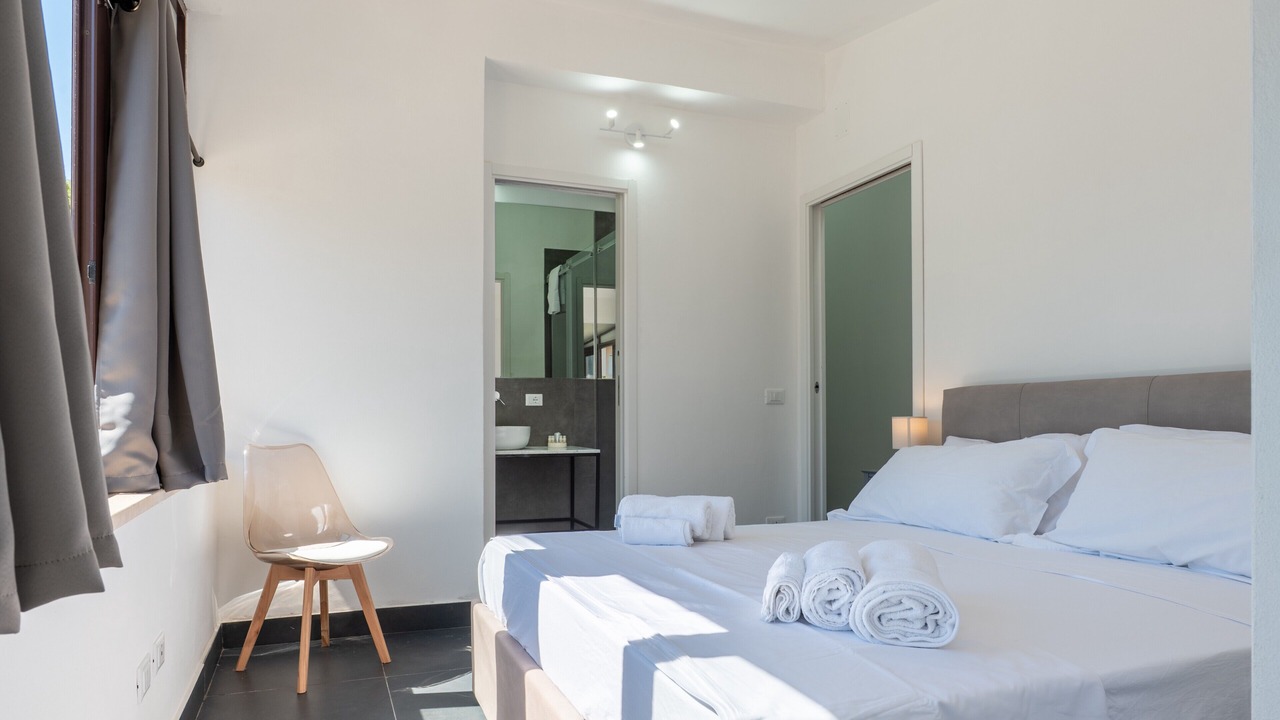 Photo of Bedroom in Torre Colonna-sperone