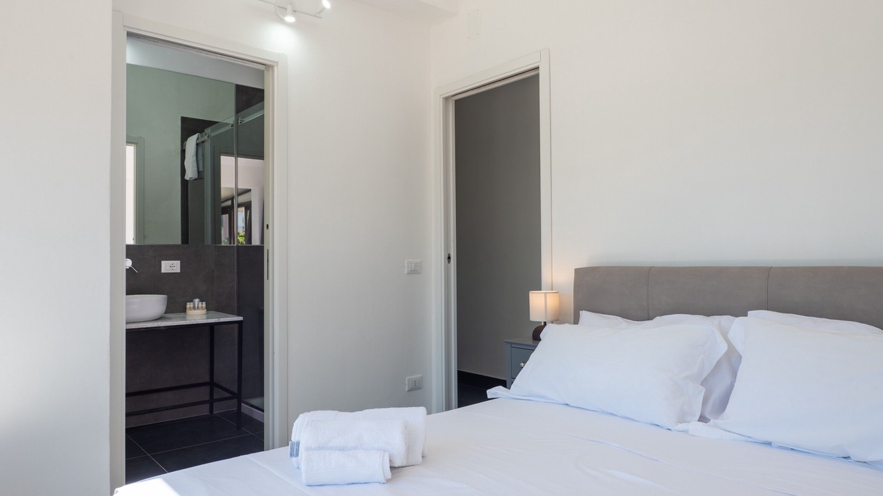 Photo of Bedroom in Torre Colonna-sperone
