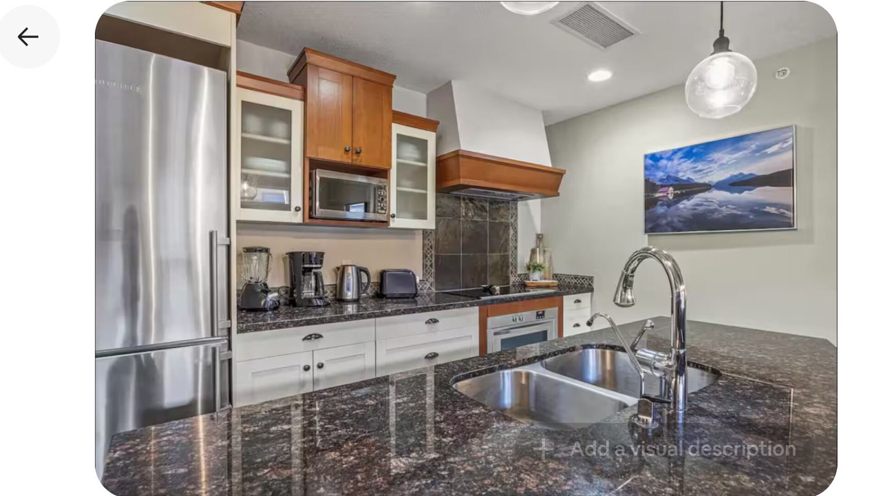 Photo of Kitchen in Cougar Creek