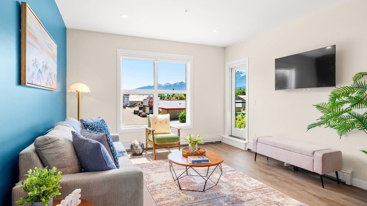 Photo of Livingroom in Golden