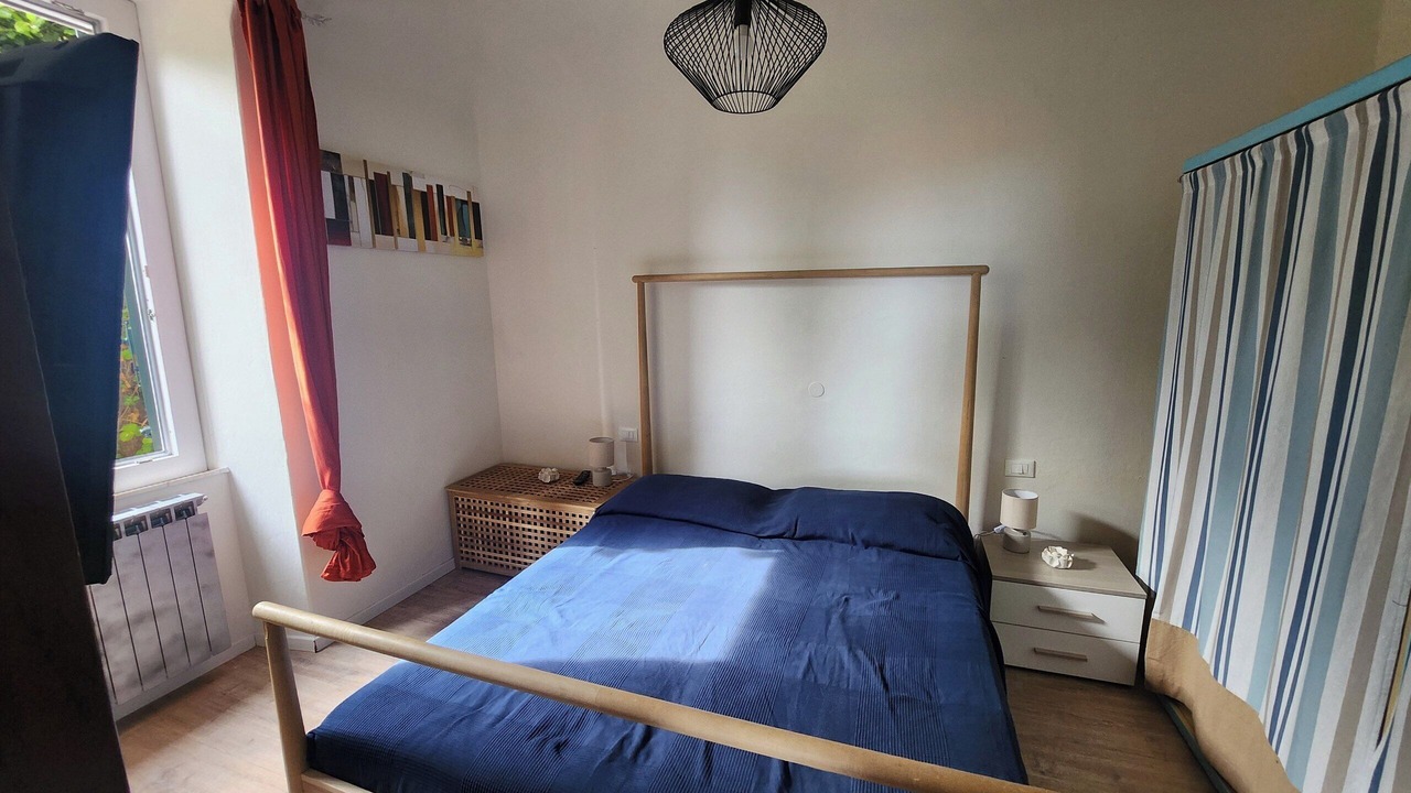 Photo of Bedroom in Tellaro