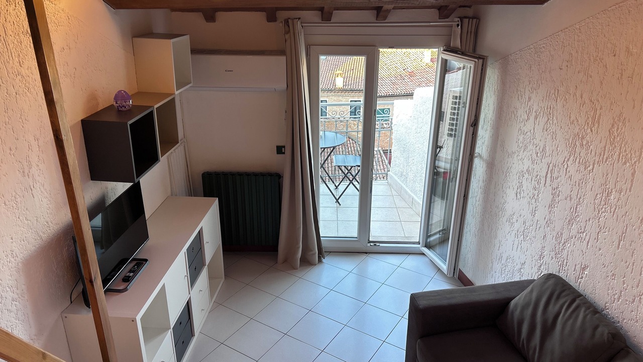 Photo of Livingroom in Ferrara Historic Centre