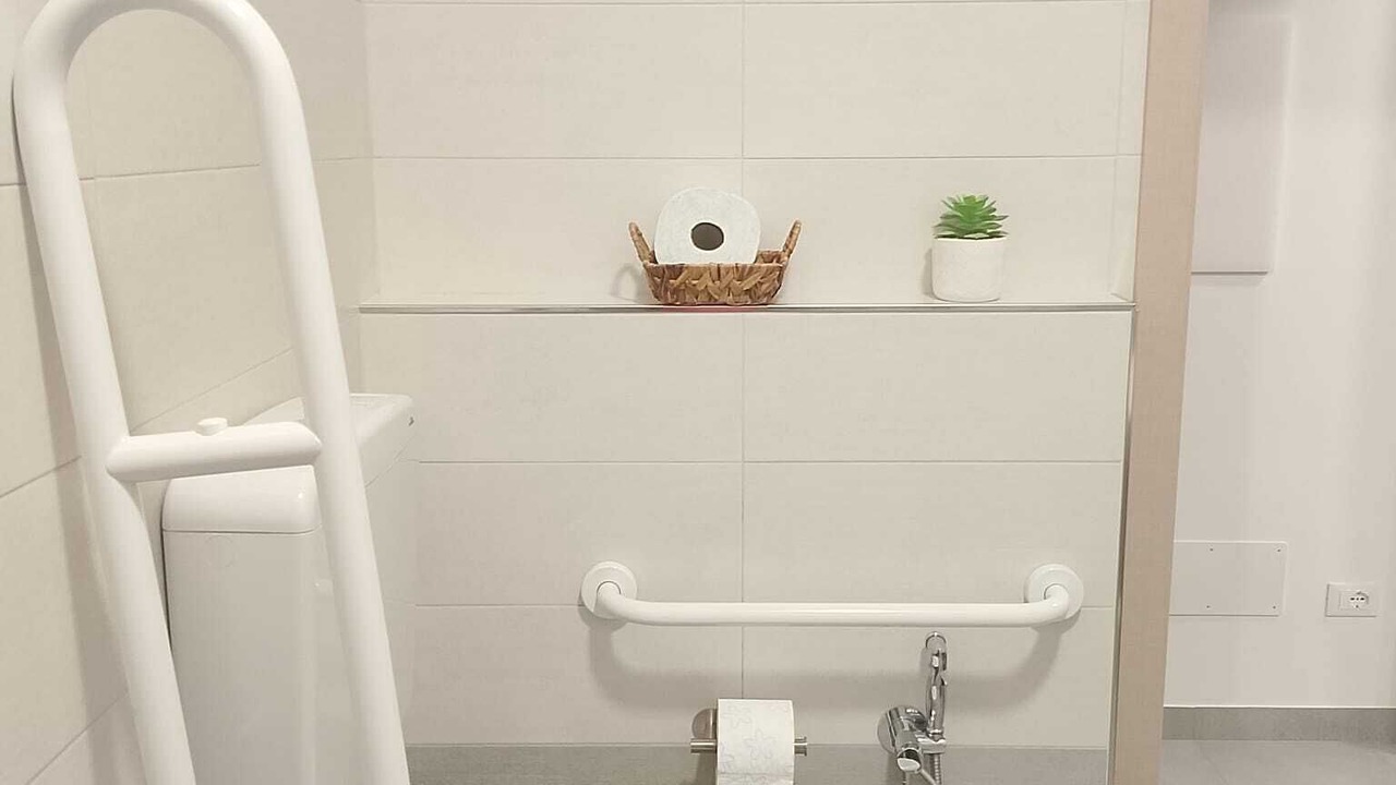 Photo of Bathroom in San Marco d'Alunzio