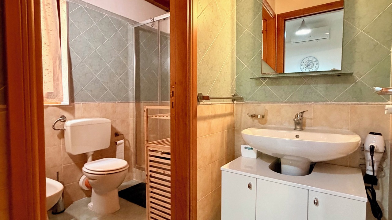 Photo of Bathroom in Campofelice di Roccella