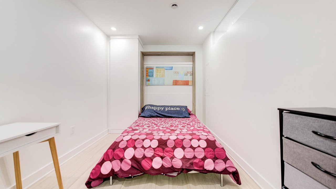 Photo of Bedroom in Latin Quarter