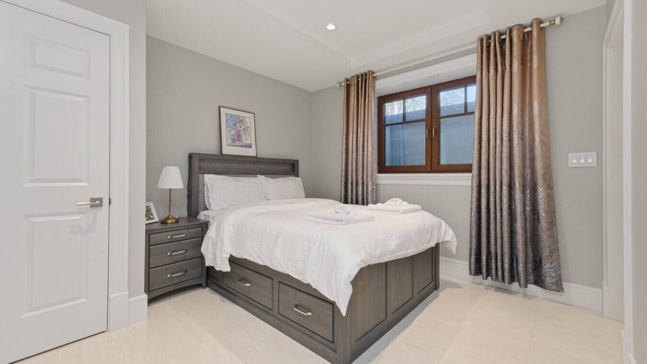 Photo of Bedroom in West Point Grey