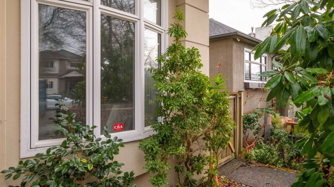 Photo of Outdoor in Arbutus Ridge