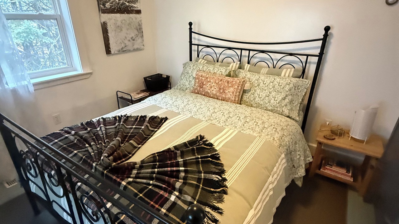 Photo of Bedroom in Halifax County