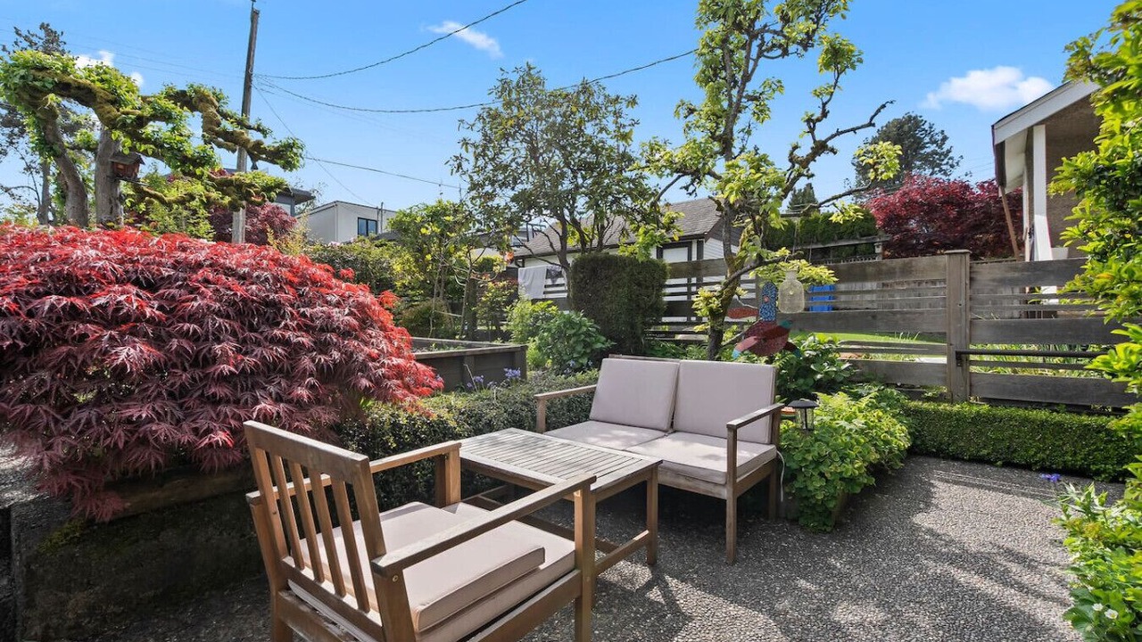 Photo of Patio Balcony in West Point Grey