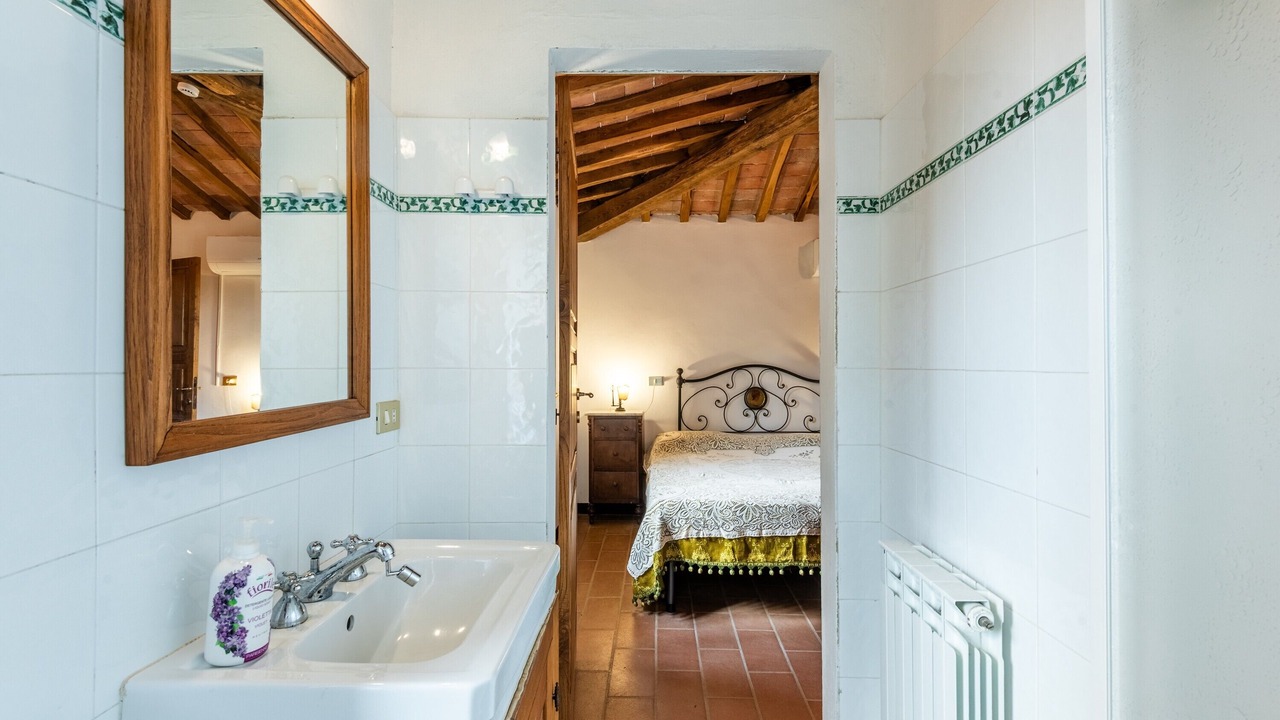 Photo of Bathroom in Murlo