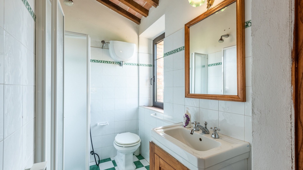 Photo of Bathroom in Murlo