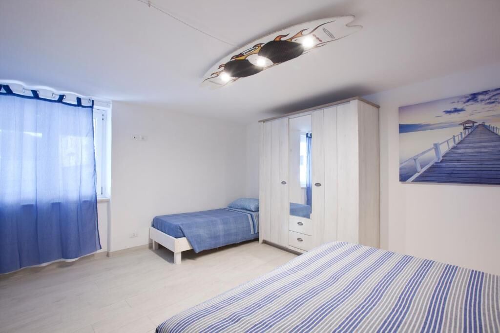 Photo of Bedroom in Lavinio Lido di Enea