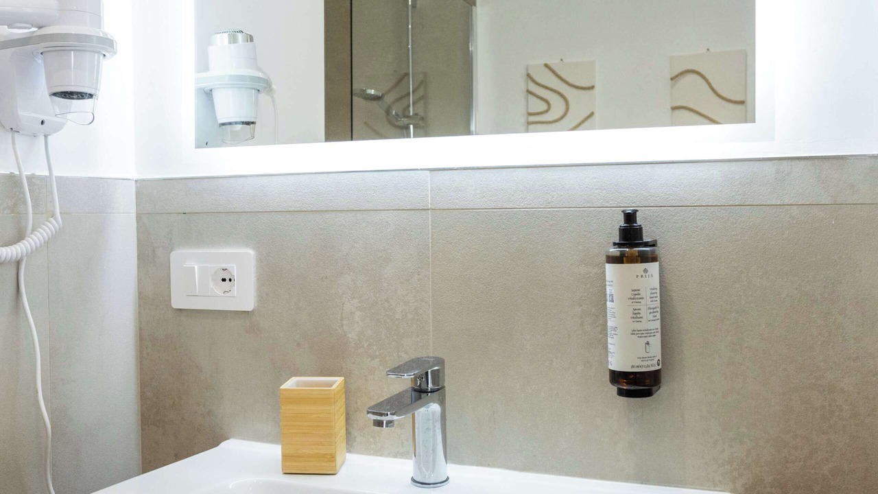 Photo of Bathroom in Carini