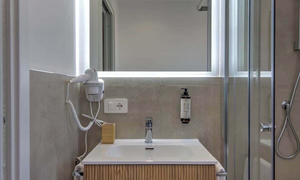 Photo of Bathroom in Carini