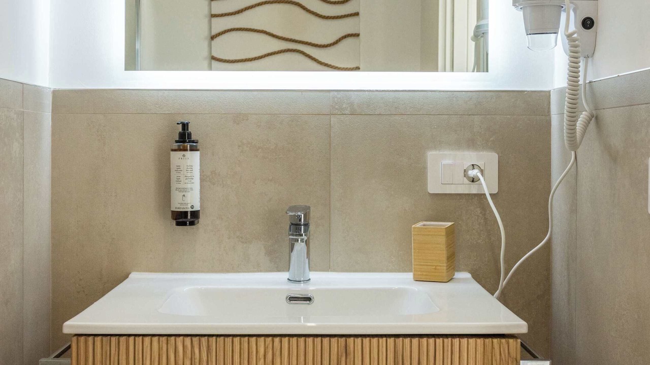 Photo of Bathroom in Carini